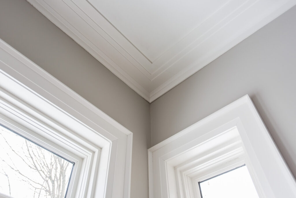 crown moulding